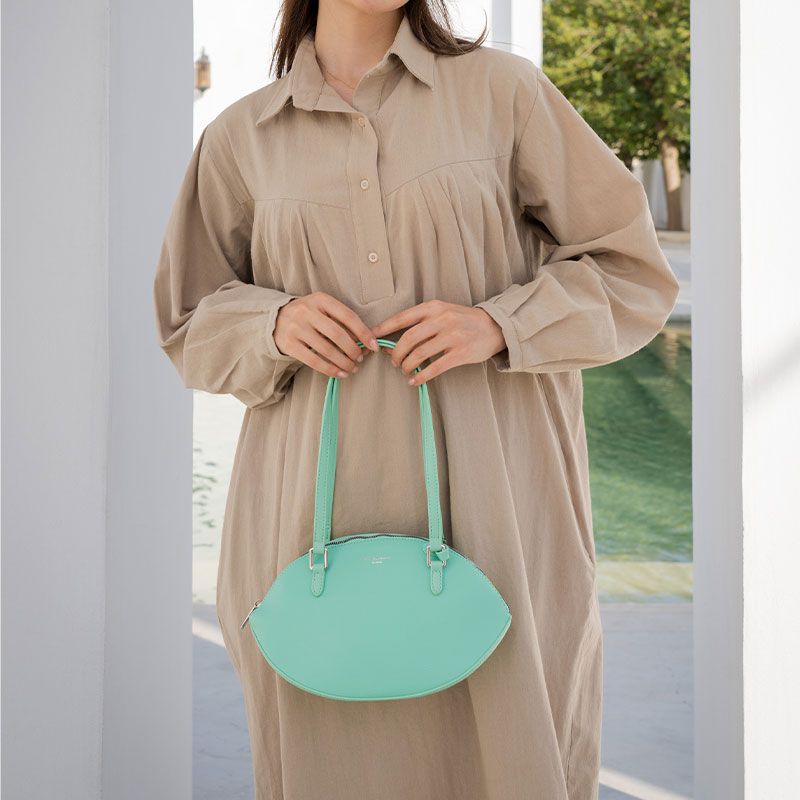 کیف دوشی زنانه دیویدجونز مدل CM6988 Aqua Green