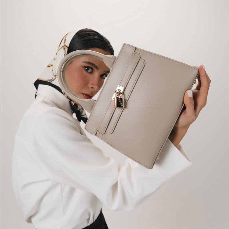 کیف دستی زنانه دیویدجونز مدل cm7282