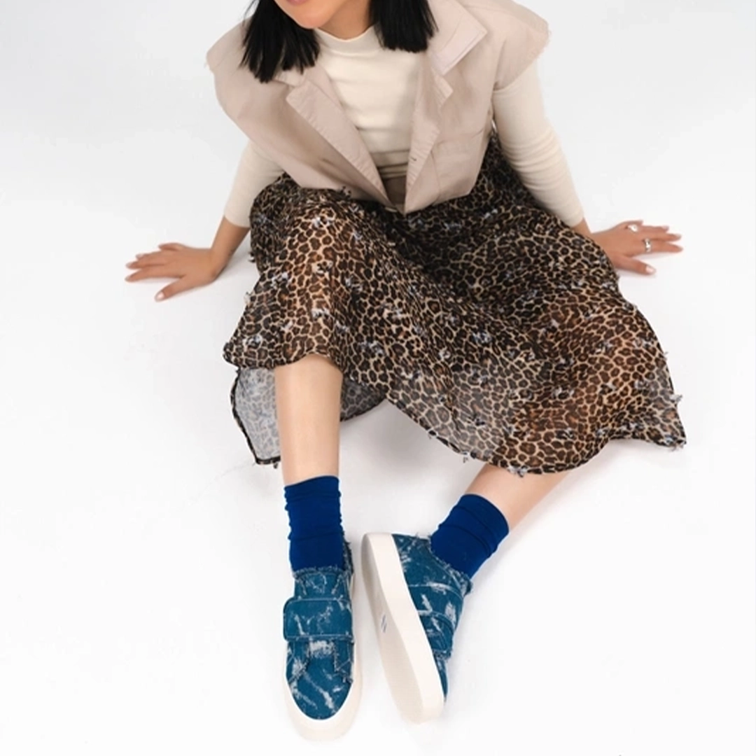 کفش کتونی زنانه رزمری مدل SH6055